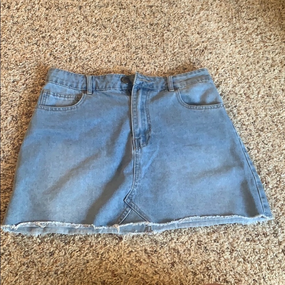 Light wash denim skirt